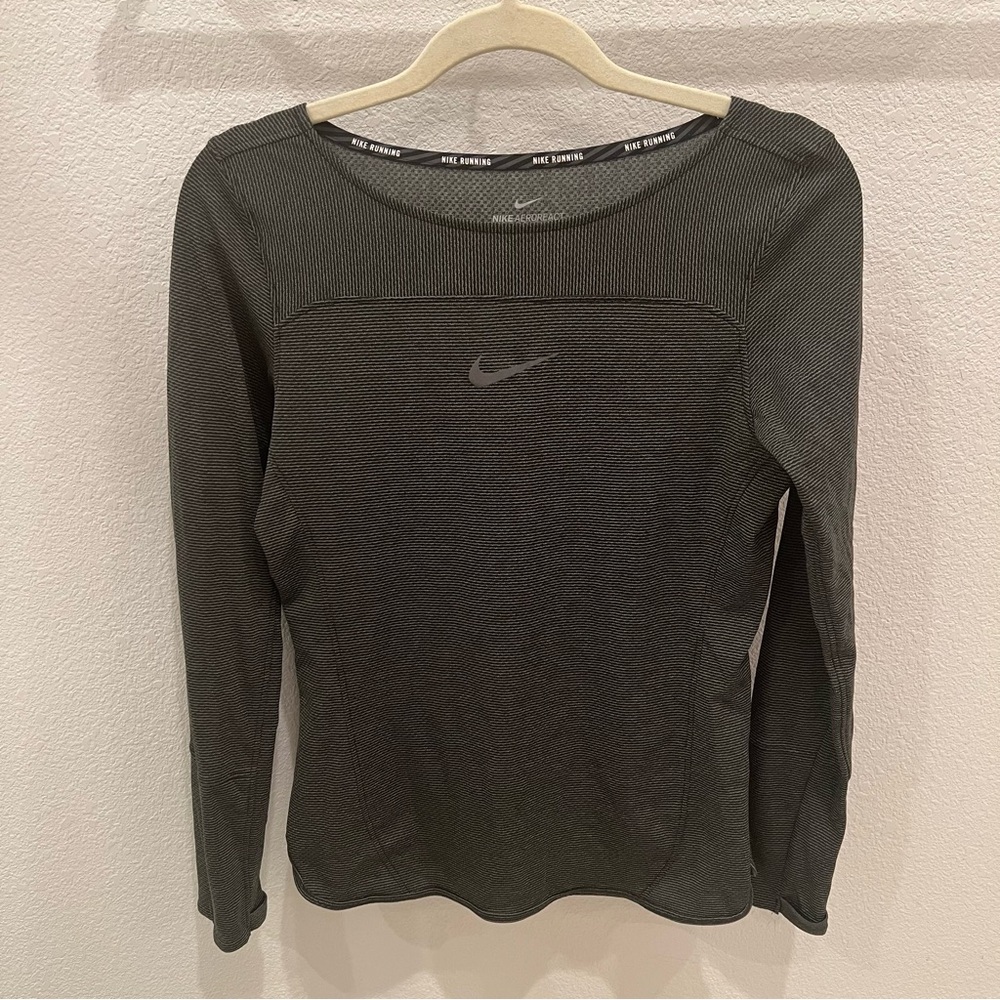 NIKE Black and Gray AeroReact Long Sleeve Running Top